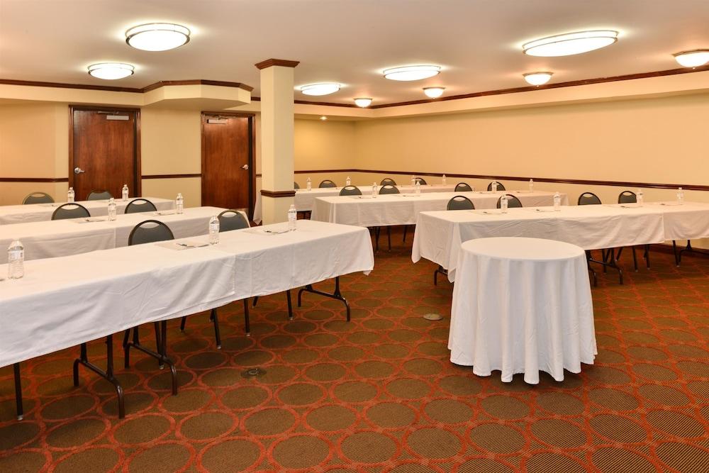 เบสต์ เวสเทิร์น หลุยส์วิลล์ อีสต์ Hotel ภายนอก รูปภาพ